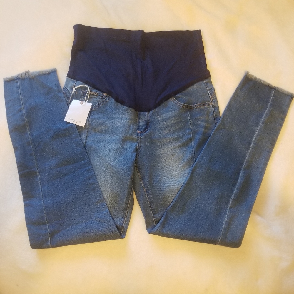 PinkBlush Maternity Jeans w/Fringe Hem Blue SZ 29
